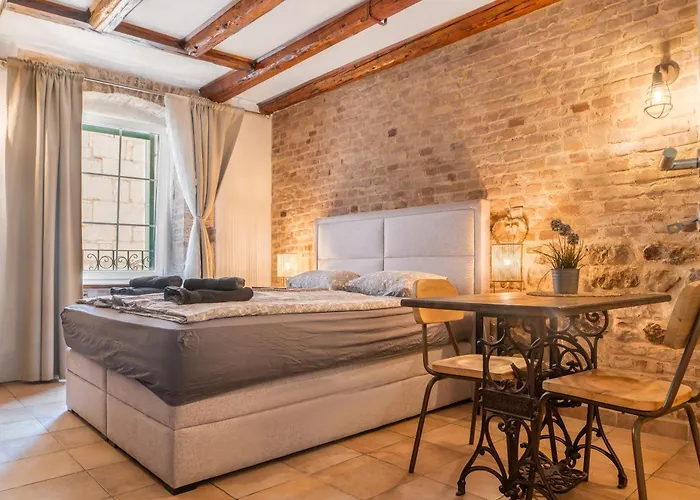 Centrum Topaz شقة *